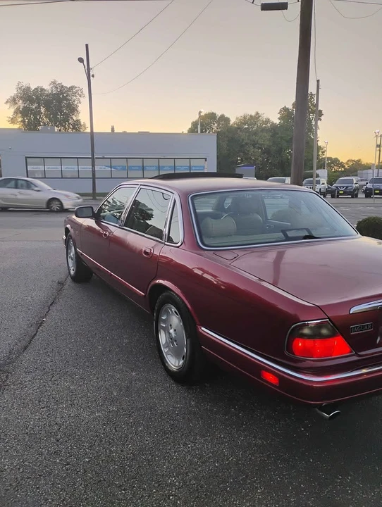 1995 Jaguar X300 XJ - Image 3 of 10