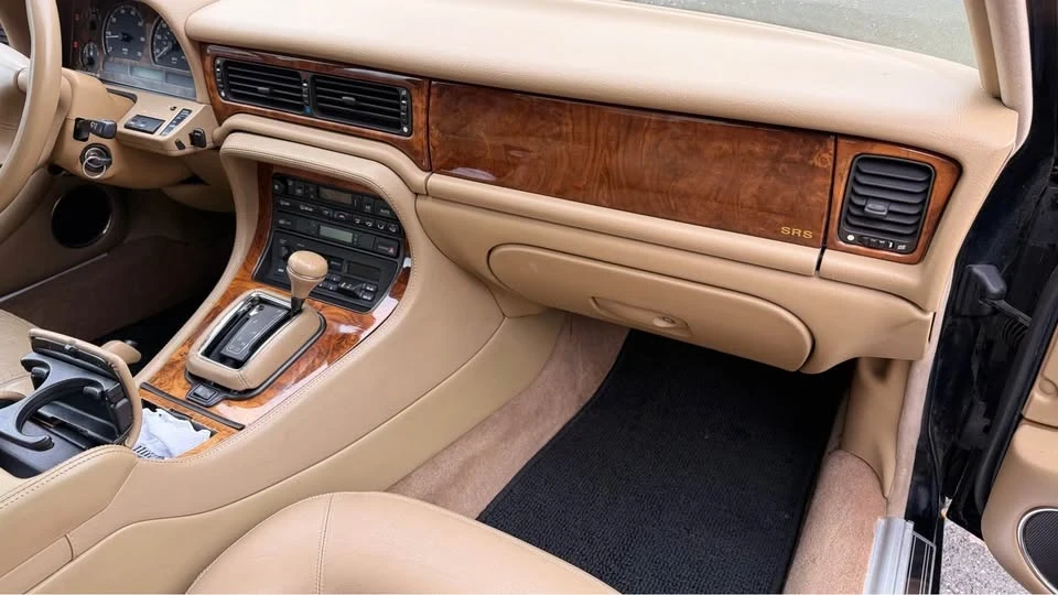 1995 Jaguar X300 XJ - Image 15 of 18