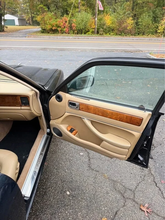 1995 Jaguar X300 XJ - Image 12 of 18