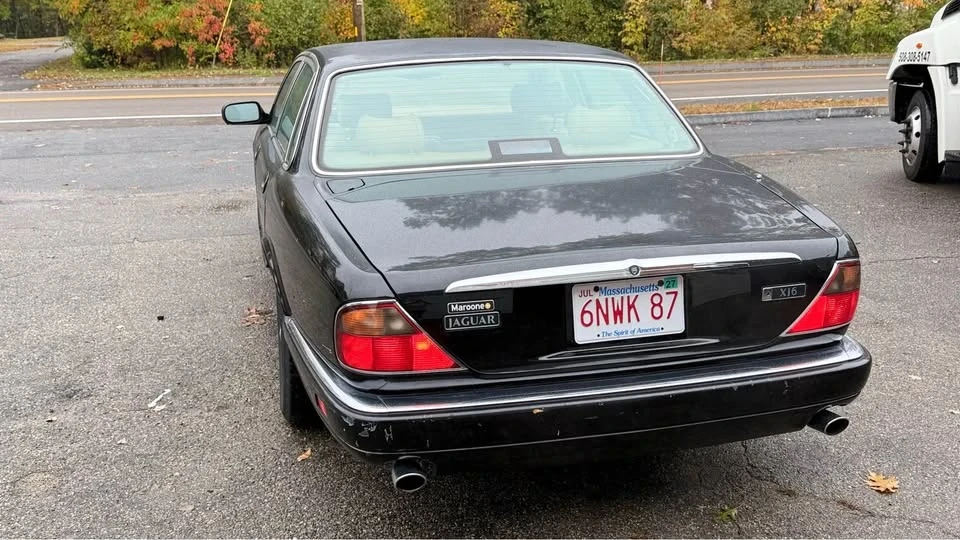 1995 Jaguar X300 XJ - Image 8 of 18