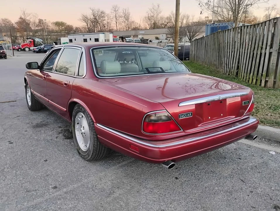 1995 Jaguar X300 XJ - Image 3 of 13