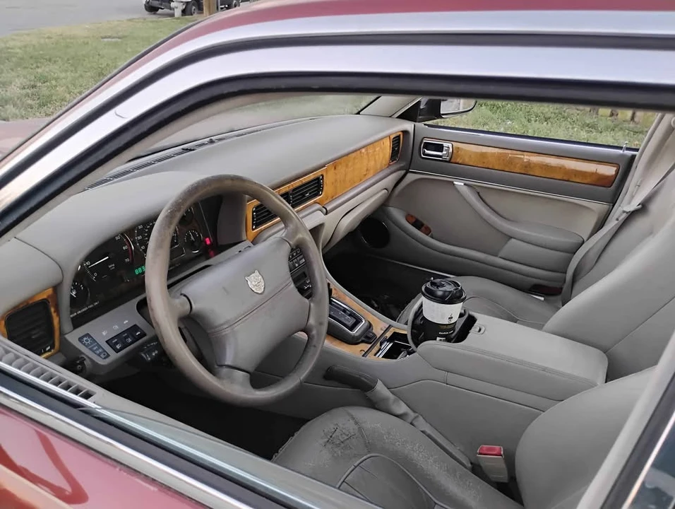 1995 Jaguar X300 XJ - Image 7 of 13
