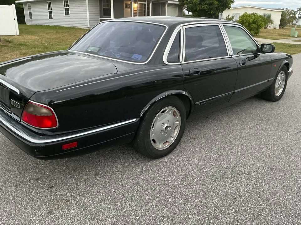 1995 Jaguar X300 XJ - Image 3 of 8