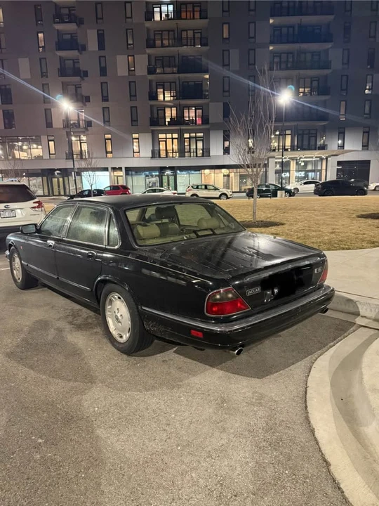 1995 Jaguar X300 XJ - Image 2 of 9