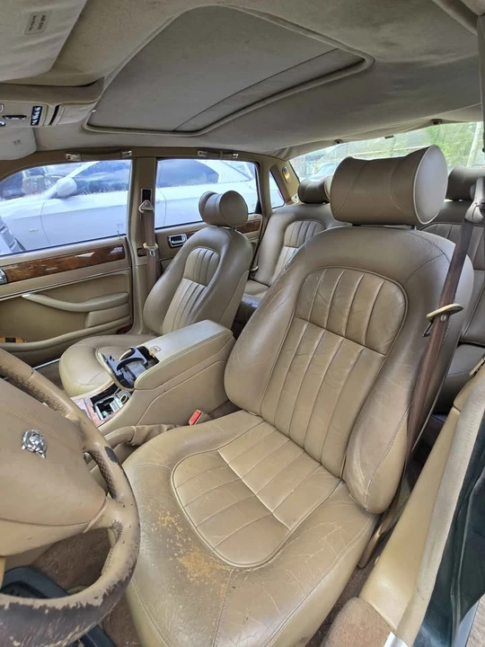 1995 Jaguar X300 XJ - Image 8 of 11