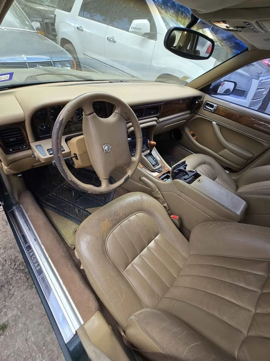 1995 Jaguar X300 XJ - Image 5 of 10