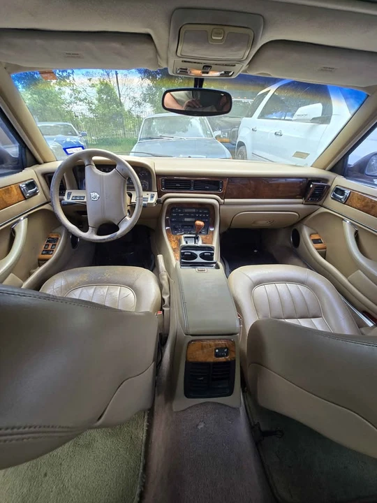 1995 Jaguar X300 XJ - Image 8 of 9