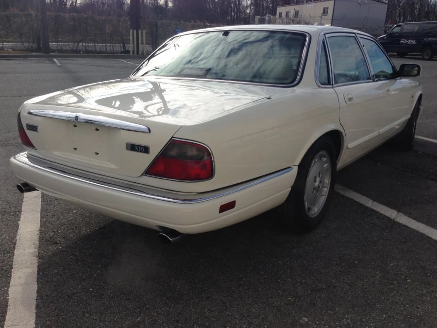 1995 Jaguar X300 XJ - Image 3 of 7