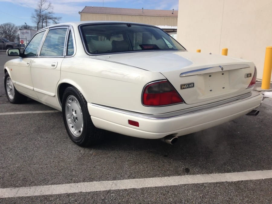 1995 Jaguar X300 XJ - Image 4 of 7