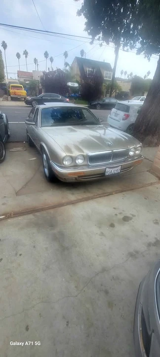1995 Jaguar X300 XJ - Image 10 of 12