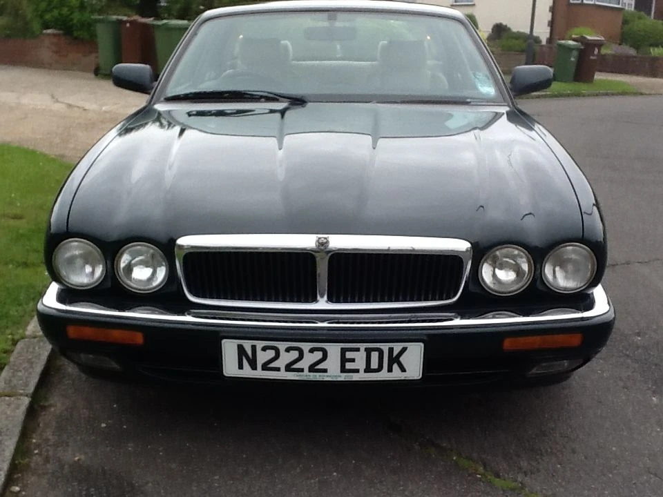 1995 Jaguar X300 XJ - Image 2 of 5