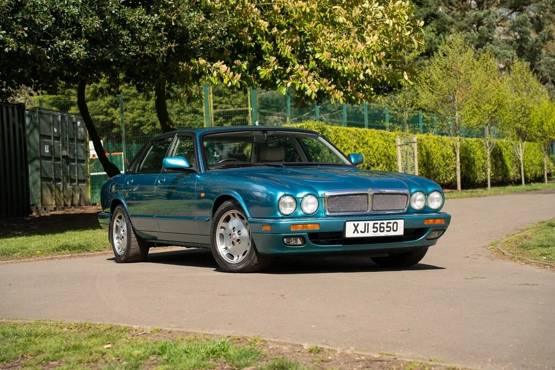 1995 Jaguar X300 XJ - Image 6 of 30