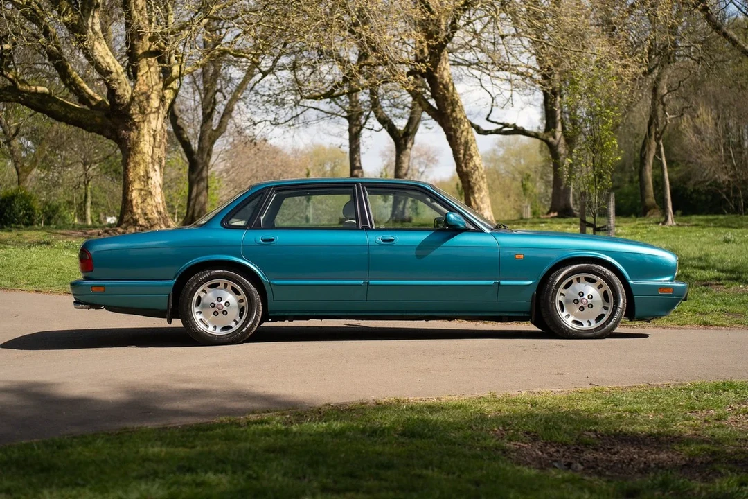 1995 Jaguar X300 XJ - Image 3 of 30