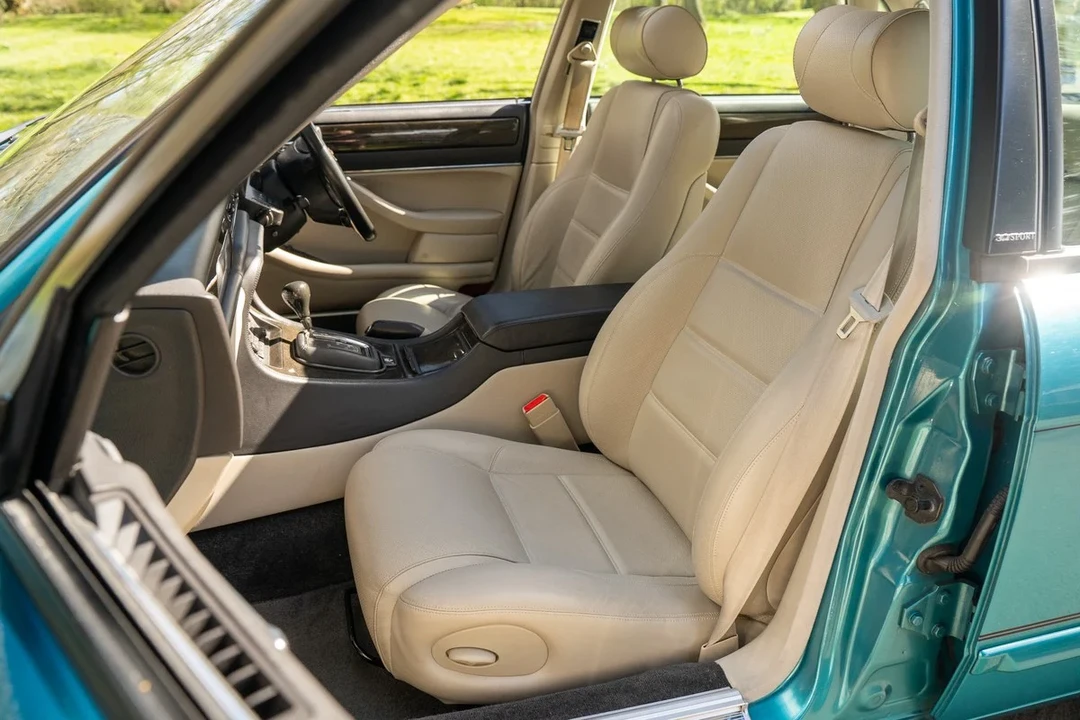 1995 Jaguar X300 XJ - Image 23 of 30
