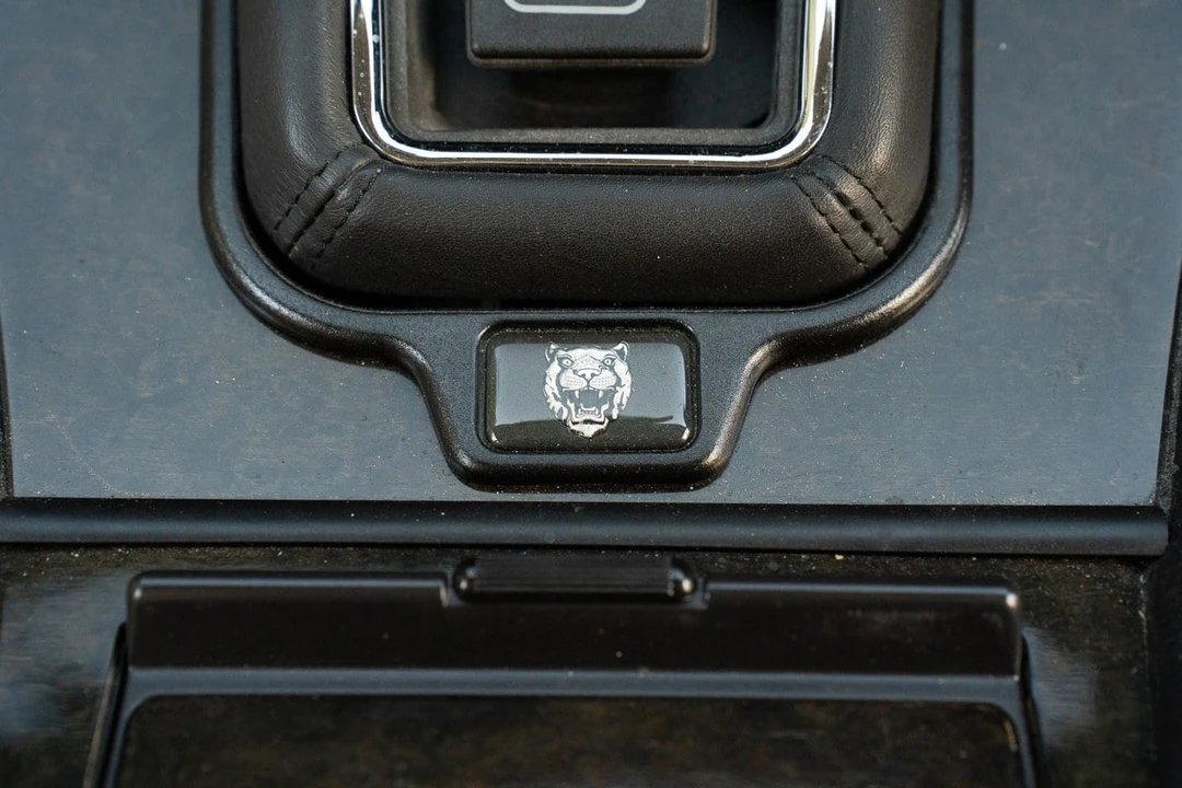 1995 Jaguar X300 XJ - Image 31 of 31