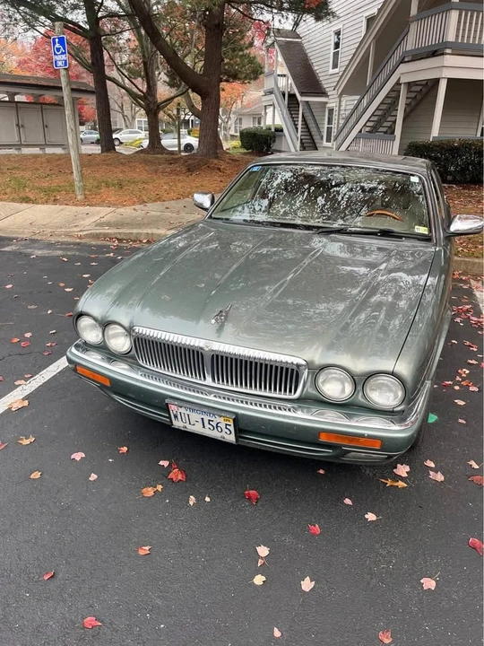 1995 Jaguar X300 XJ - Image 2 of 9