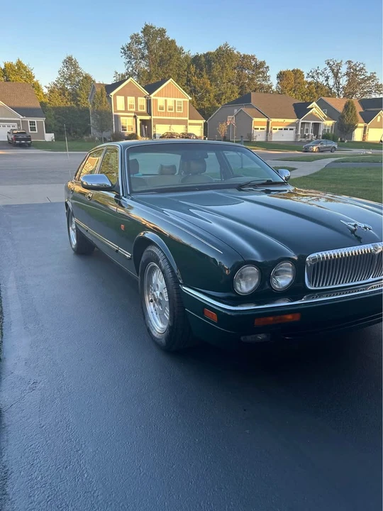 1995 Jaguar X300 XJ - Image 4 of 13