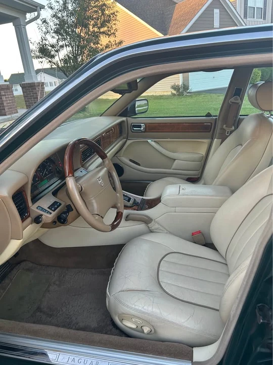 1995 Jaguar X300 XJ - Image 9 of 13