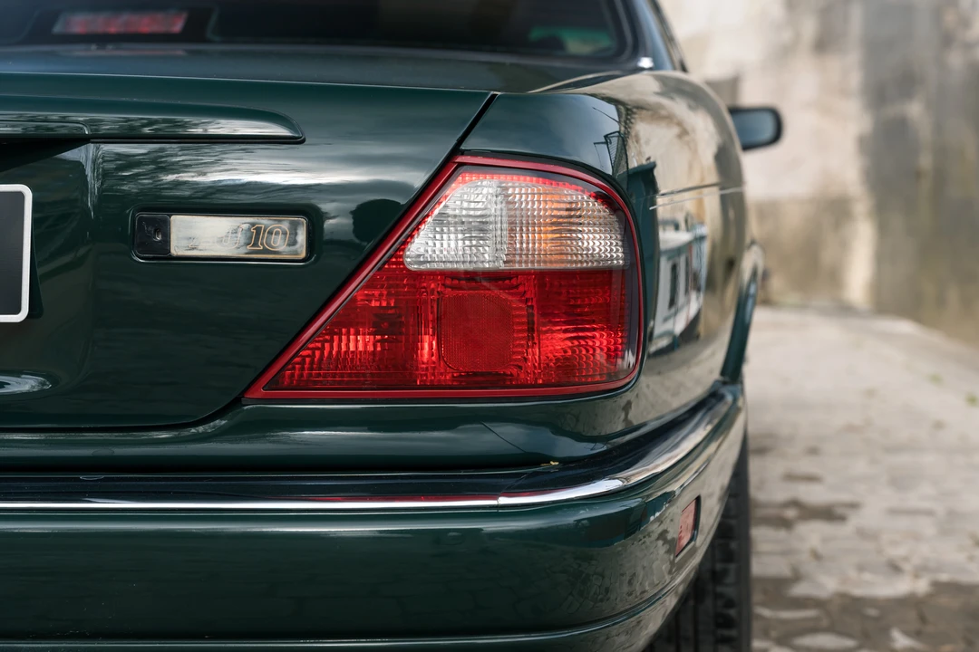 1995 Jaguar X300 XJ - Image 22 of 31