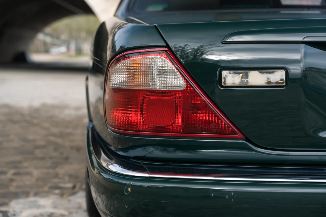 1995 Jaguar X300 XJ - Image 23 of 31