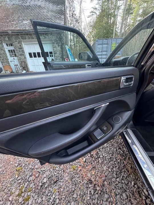 1995 Jaguar X306 XJR - Image 8 of 22