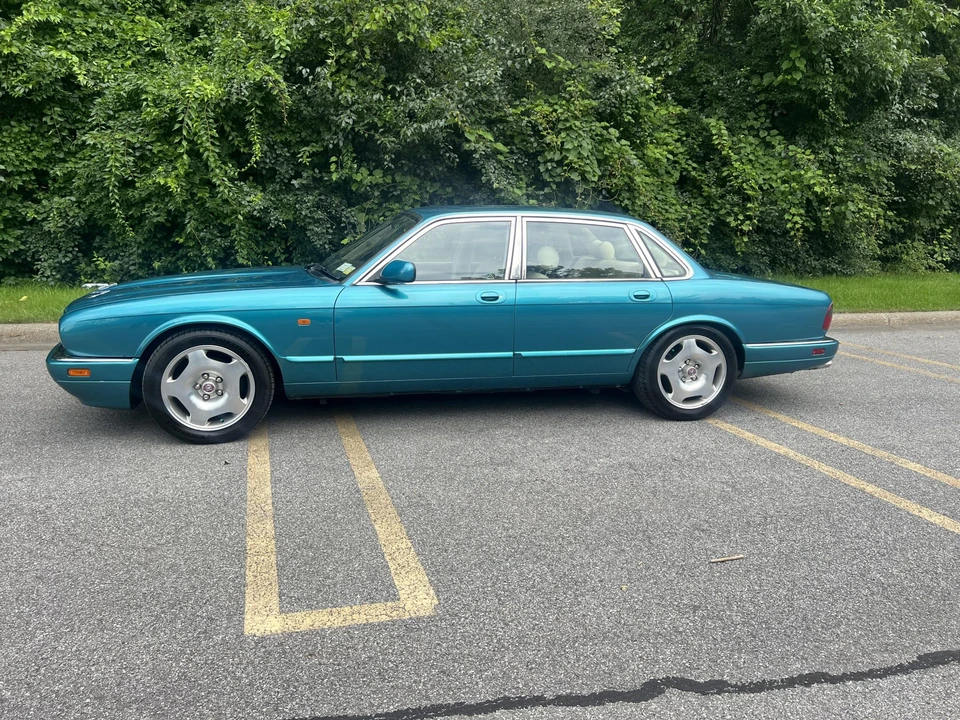 1995 Jaguar X306 XJR - Image 22 of 31