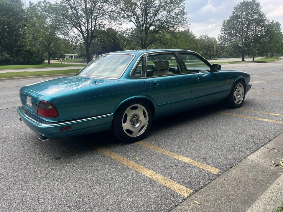 1995 Jaguar X306 XJR - Image 11 of 31