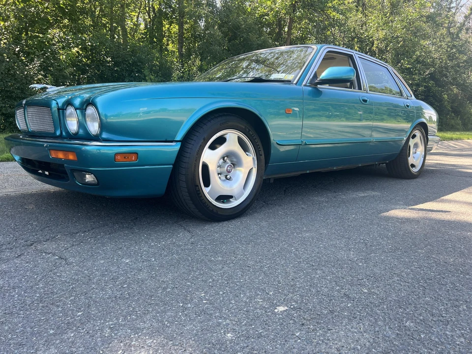 1995 Jaguar X306 XJR - Image 26 of 31