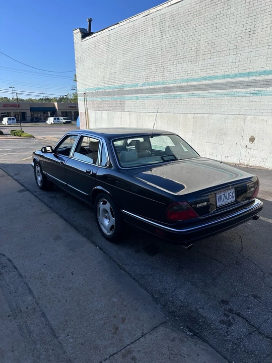 1995 Jaguar X306 XJR - Image 9 of 15