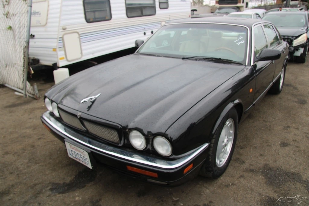 1995 Jaguar X306 XJR - Image 2 of 21