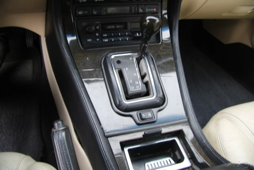 1995 Jaguar X306 XJR - Image 18 of 21