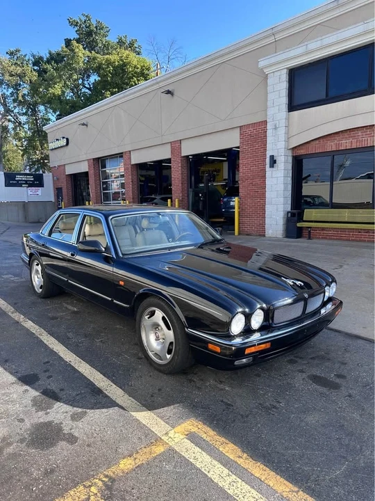 1995 Jaguar X306 XJR - Image 3 of 10