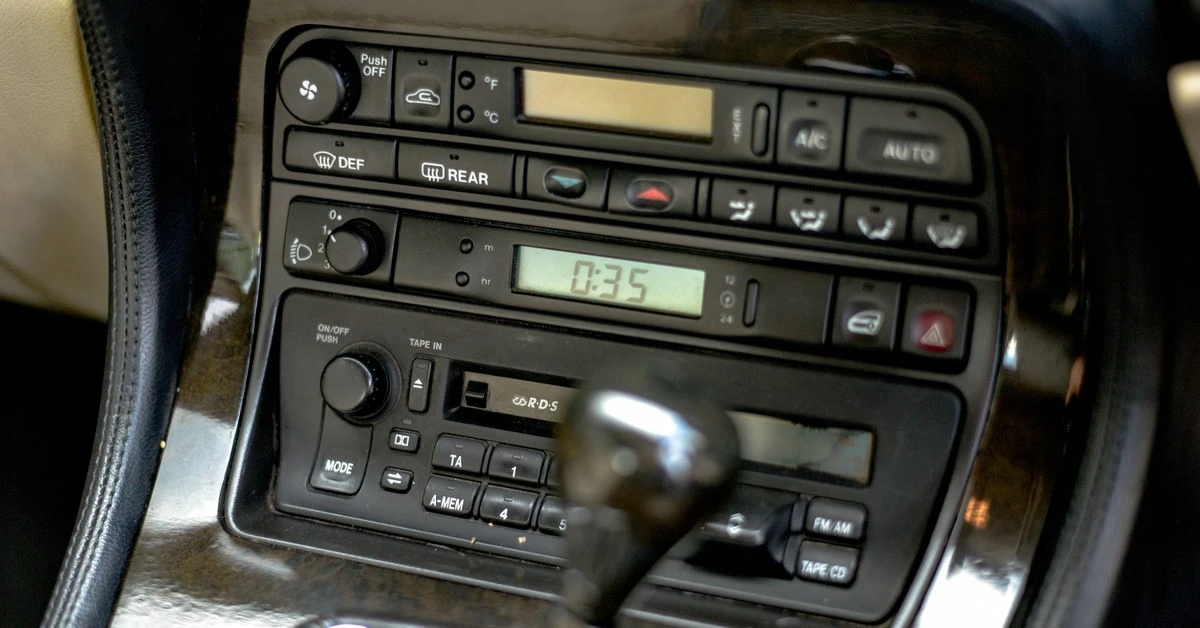 1994 Jaguar X306 XJR - Image 20 of 30
