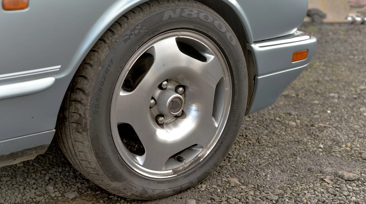 1994 Jaguar X306 XJR - Image 15 of 30