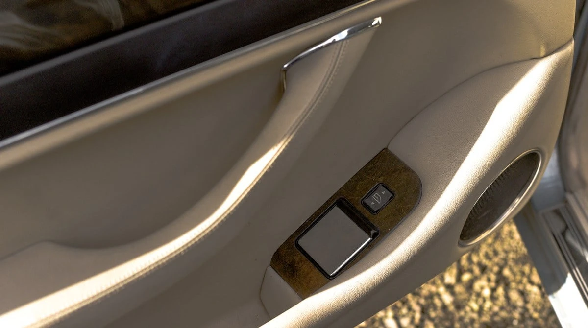 1994 Jaguar X306 XJR - Image 26 of 30