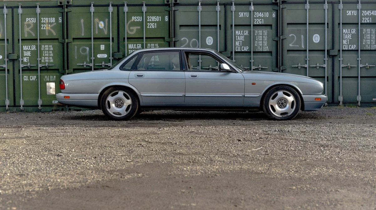1994 Jaguar X306 XJR - Image 8 of 30