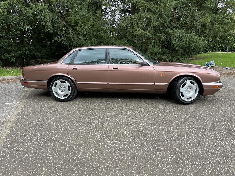 1995 Jaguar X306 XJR - Image 3 of 30