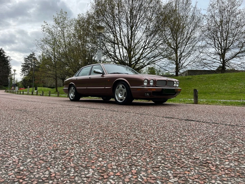 1995 Jaguar X306 XJR - Image 9 of 30