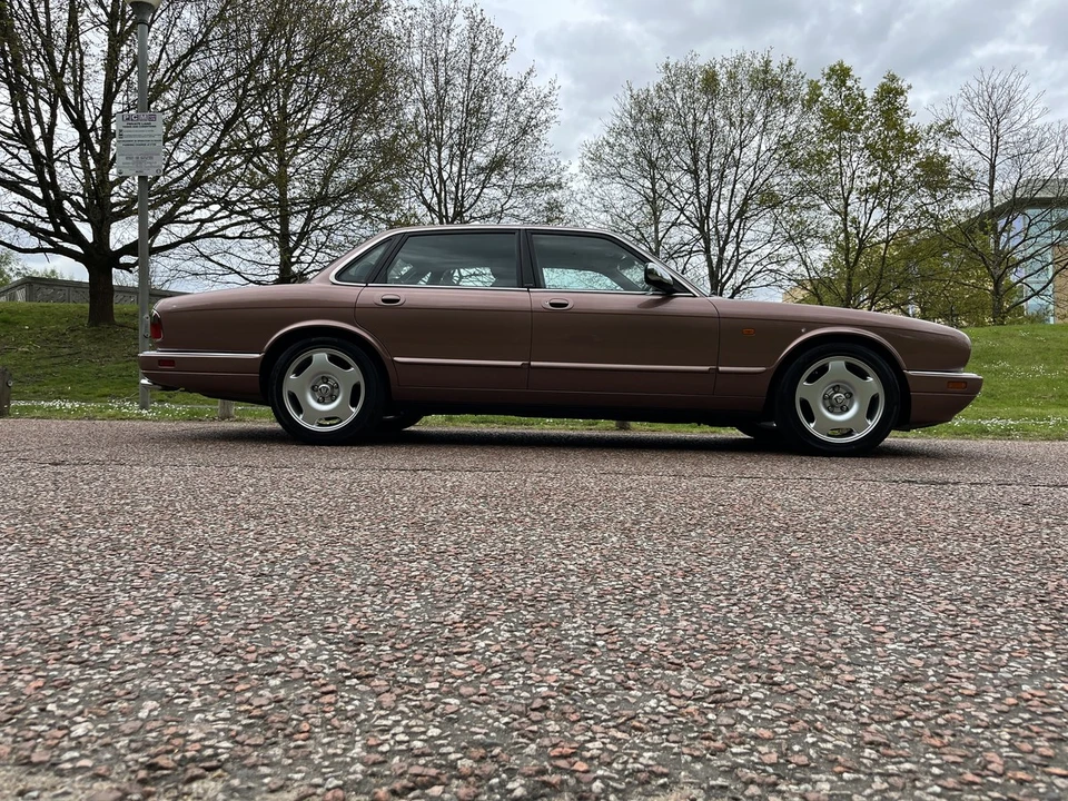 1995 Jaguar X306 XJR - Image 28 of 30