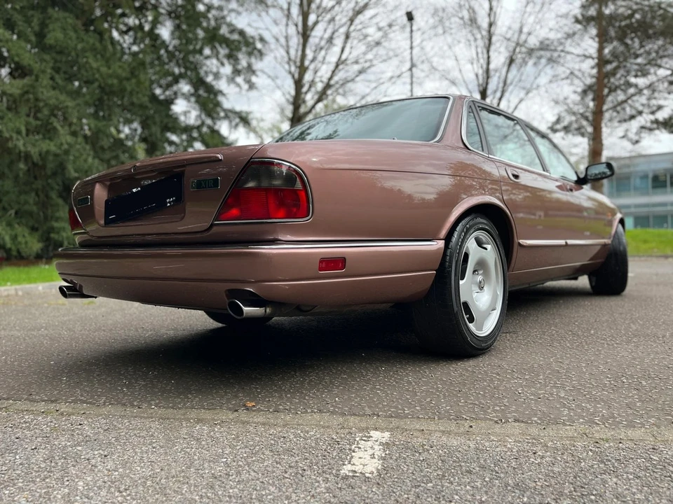 1995 Jaguar X306 XJR - Image 25 of 30