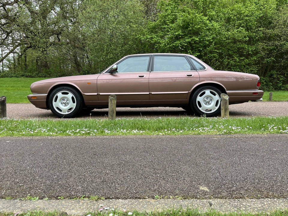 1995 Jaguar X306 XJR - Image 29 of 30