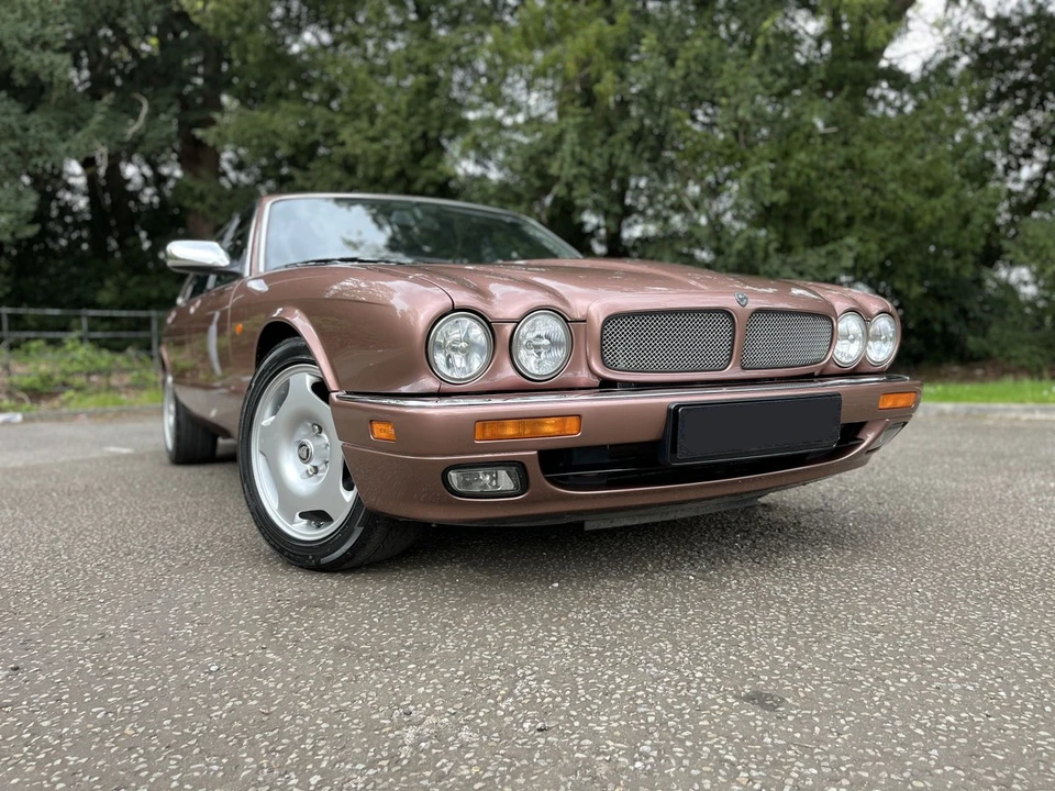 1995 Jaguar X306 XJR - Image 22 of 30
