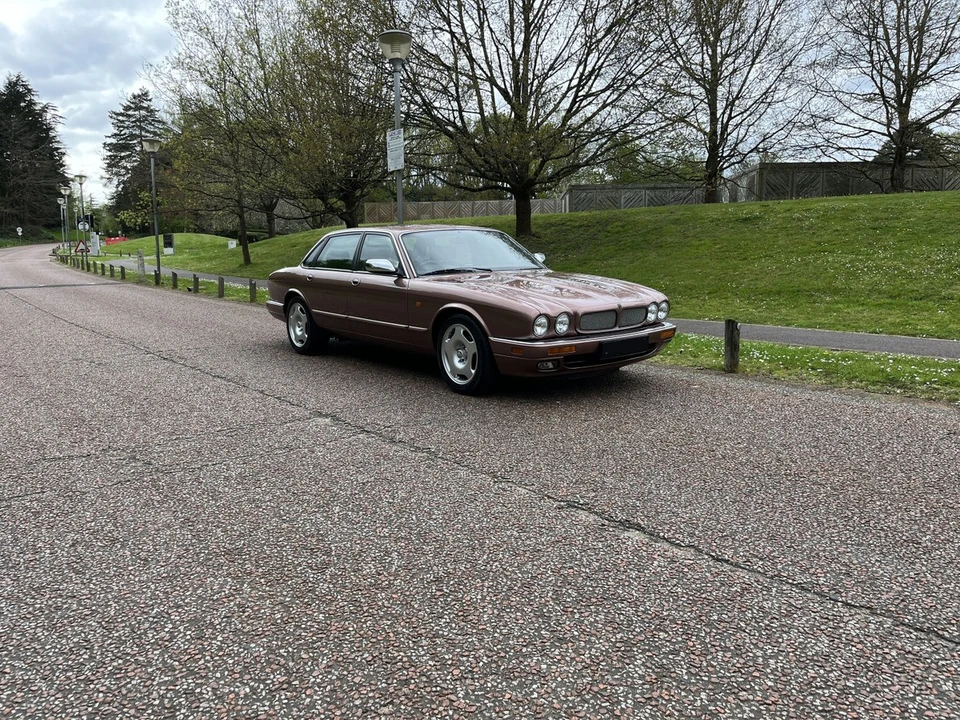 1995 Jaguar X306 XJR - Image 11 of 30