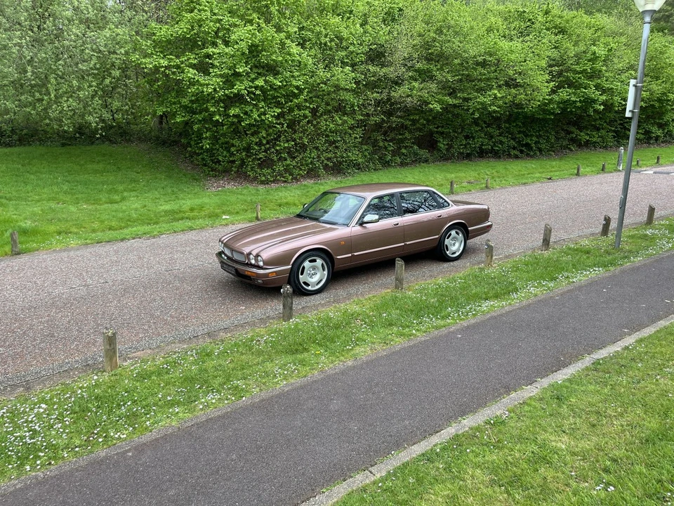 1995 Jaguar X306 XJR - Image 26 of 30