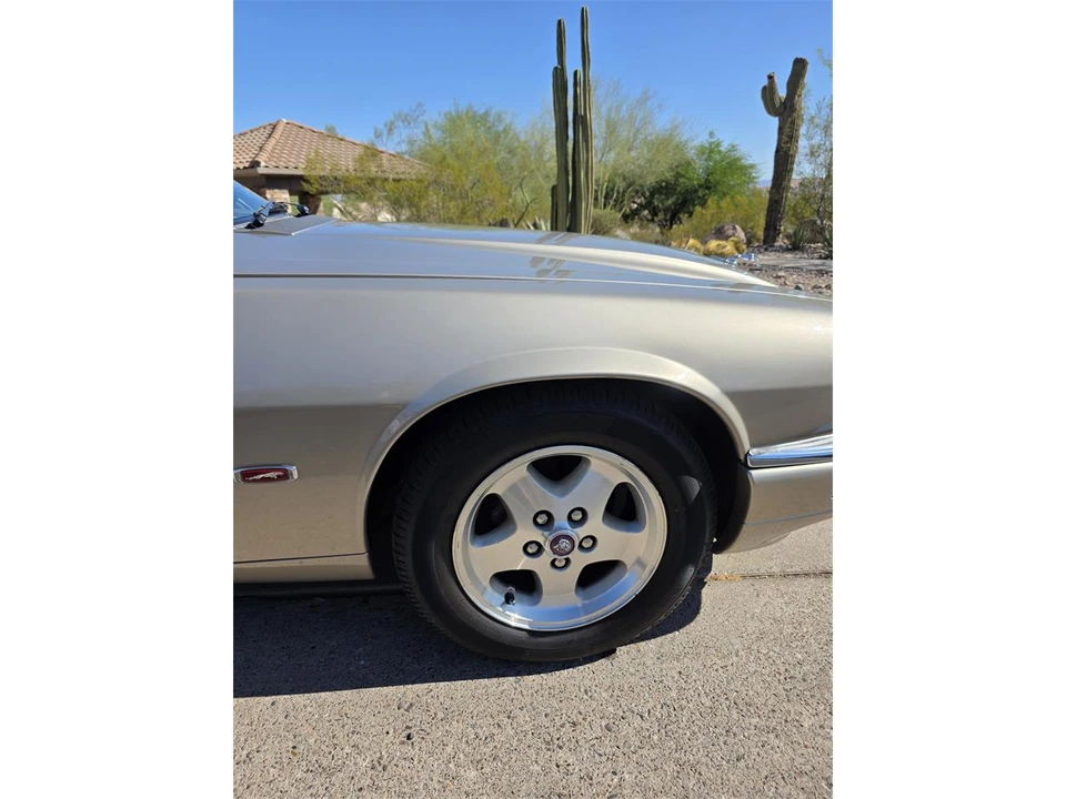 1995 Jaguar XJS Facelift AJ-16 - Image 9 of 28