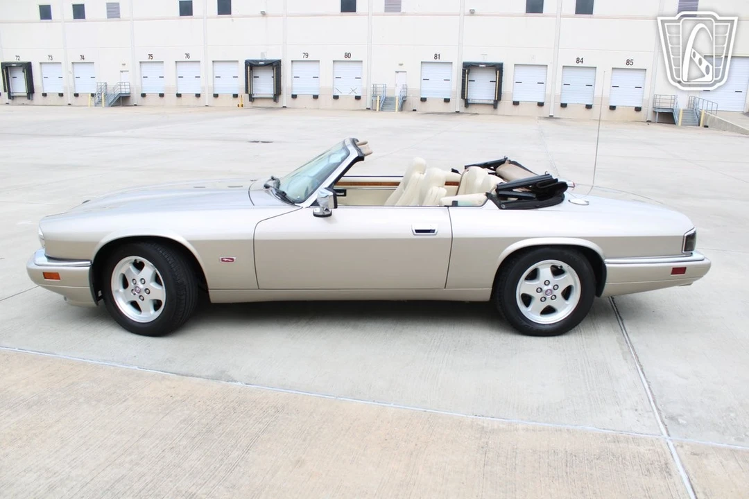 1995 Jaguar XJS - Image 3 of 12
