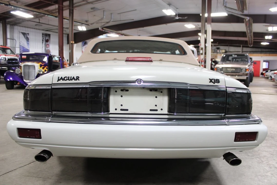 1995 Jaguar XJS - Image 5 of 21