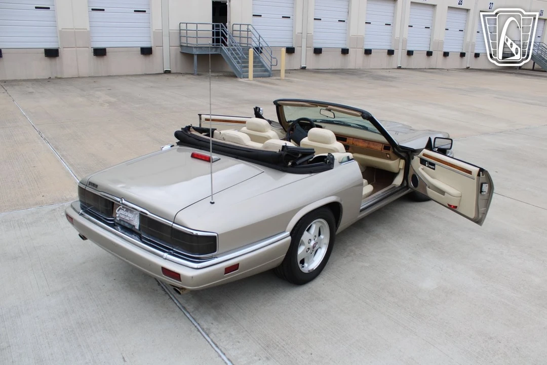 1995 Jaguar XJS - Image 10 of 12