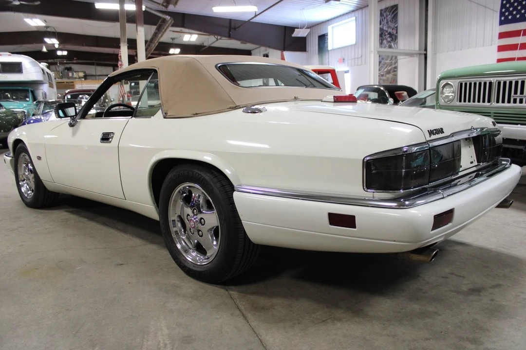 1995 Jaguar XJS - Image 4 of 21