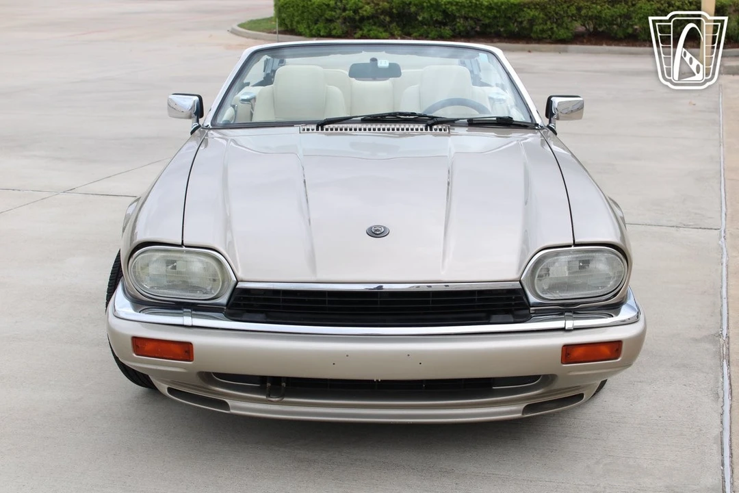1995 Jaguar XJS - Image 6 of 12